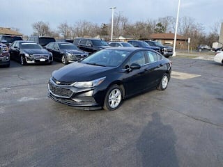 2017 Chevrolet Cruze 1G1BE5SM5H7232077 2017 Chevrolet Cruze