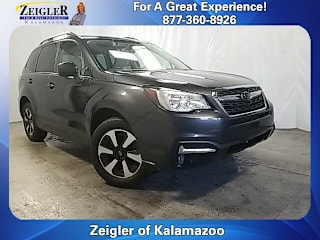 2018 Subaru Forester 2.5i Premium JF2SJAGC5JH477894 2018 Subaru Forester 2.5i Premium