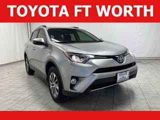 2018 Toyota RAV4 Hybrid XLE JTMRJREV5JD175013 2018 Toyota RAV4 Hybrid XLE