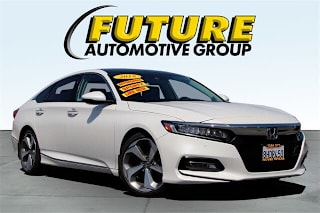2018 Honda Accord Touring 1HGCV2F99JA024195 2018 Honda Accord Touring