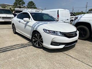 2017 Honda Accord EX-L V6 1HGCT2B87HA000443 2017 Honda Accord EX-L V6