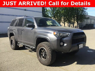 2019 Toyota 4Runner SR5 JTEBU5JR0K5678112 2019 Toyota 4Runner SR5