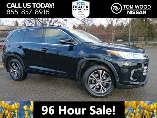 2018 Toyota Highlander LE 5TDBZRFH8JS840560 2018 Toyota Highlander LE