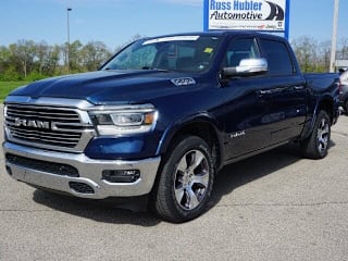 2019 Ram Pickup 1500 Laramie 1C6SRFJT9KN910897 2019 Ram Pickup 1500 Laramie