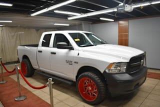 2019 Ram Pickup 1500 Classic Tradesman 1C6RR6FT8KS734241 2019 Ram Pickup 1500 Classic Tradesman