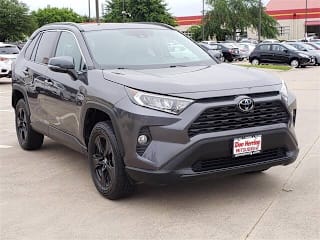 2019 Toyota RAV4 XLE 2T3P1RFV7KW045079 2019 Toyota RAV4 XLE