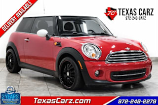 2011 MINI Cooper Base WMWSU3C57BT252915 2011 MINI Cooper Base