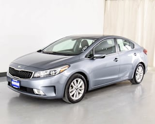 2017 Kia Forte S 3KPFL4A74HE031372 2017 Kia Forte S