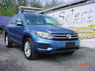2017 Volkswagen Tiguan 2.0T Wolfsburg Edition 4Motion WVGSV7AX2HK004657 2017 Volkswagen Tiguan 2.0T Wolfsburg Edition 4Motion