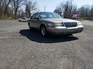 2002 Mercury Grand Marquis 2MEFM75WX2X640434 2002 Mercury Grand Marquis