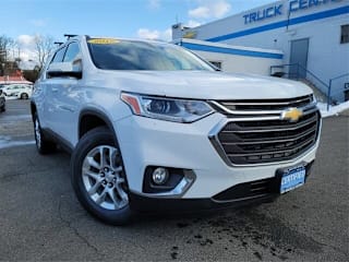 2018 Chevrolet Traverse LT Cloth 1GNEVGKW9JJ155103 2018 Chevrolet Traverse LT Cloth