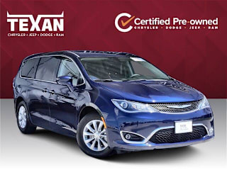 2019 Chrysler Pacifica Touring Plus 2C4RC1FGXKR506128 2019 Chrysler Pacifica Touring Plus