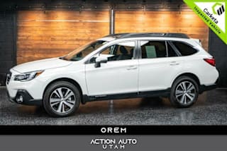 2018 Subaru Outback 3.6R Limited 4S4BSENCXJ3330906 2018 Subaru Outback 3.6R Limited