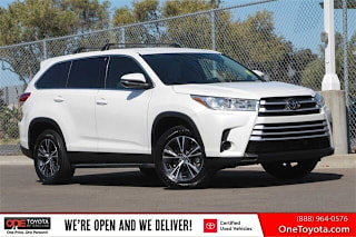 2019 Toyota Highlander LE 5TDZZRFH0KS346905 2019 Toyota Highlander LE