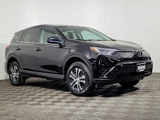 2018 Toyota RAV4 LE 2T3ZFREV5JW458659 2018 Toyota RAV4 LE