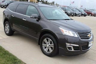 2017 Chevrolet Traverse LT 1GNKRHKD6HJ264057 2017 Chevrolet Traverse LT