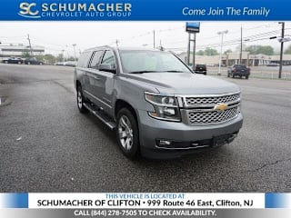 2018 Chevrolet Suburban LT 1500 1GNSKHKC3JR210072 2018 Chevrolet Suburban LT 1500