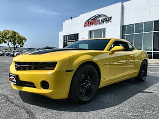 2013 Chevrolet Camaro LS 2G1FA1E34D9205812 2013 Chevrolet Camaro LS
