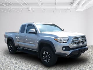 2017 Toyota Tacoma SR5 V6 5TFSZ5AN4HX116732 2017 Toyota Tacoma SR5 V6