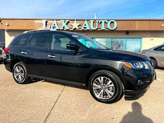 2019 Nissan Pathfinder S 5N1DR2MM8KC618373 2019 Nissan Pathfinder S