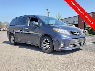 2018 Toyota Sienna 5TDYZ3DC7JS940275 2018 Toyota Sienna