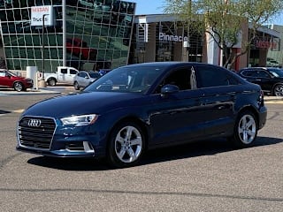 2017 Audi A3 2.0T quattro Premium WAUB8GFF3H1025936 2017 Audi A3 2.0T quattro Premium