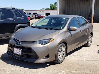 2019 Toyota Corolla LE 2T1BURHE3KC147567 2019 Toyota Corolla LE