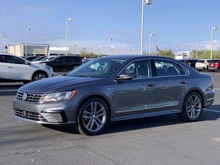 2017 Volkswagen Passat 1VWDT7A37HC047978 2017 Volkswagen Passat