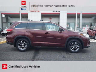 2018 Toyota Highlander XLE 5TDJZRFH6JS878736 2018 Toyota Highlander XLE
