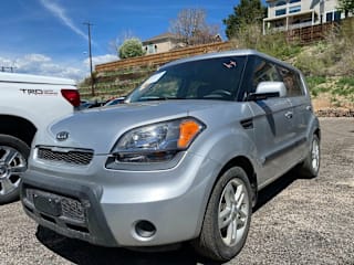2011 Kia Soul + KNDJT2A20B7322736 2011 Kia Soul +