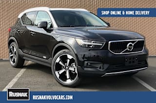 2020 Volvo XC40 T4 Momentum YV4AC2HK8L2241243 2020 Volvo XC40 T4 Momentum