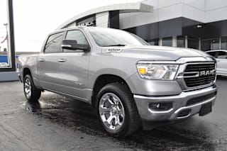 2020 Ram Pickup 1500 1C6SRFFT2LN125034 2020 Ram Pickup 1500