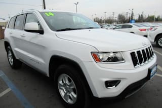 2014 Jeep Grand Cherokee Laredo 1C4RJFAGXEC458766 2014 Jeep Grand Cherokee Laredo