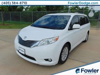 2014 Toyota Sienna XLE 8-Passenger 5TDYK3DC6ES502275 2014 Toyota Sienna XLE 8-Passenger