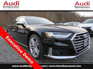 2020 Audi S8 WAU8SAF83LN002006 2020 Audi S8
