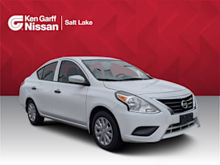 2017 Nissan Versa 1.6 S 3N1CN7AP0HL831213 2017 Nissan Versa 1.6 S