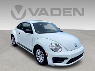2017 Volkswagen Beetle 1.8T S 3VWF17AT1HM614215 2017 Volkswagen Beetle 1.8T S