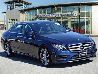 2019 Mercedes-Benz E-Class WDDZF6JB5KA597528 2019 Mercedes-Benz E-Class