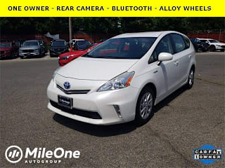 2013 Toyota Prius v Three JTDZN3EU7D3192270 2013 Toyota Prius v Three