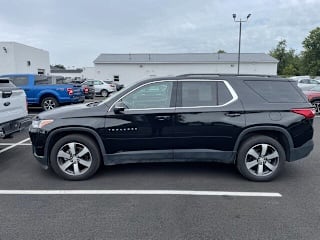 2019 Chevrolet Traverse LT Leather 1GNEVHKW2KJ165320 2019 Chevrolet Traverse LT Leather