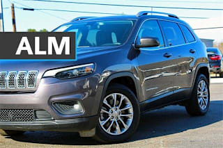 2019 Jeep Cherokee Latitude Plus 1C4PJLLB7KD290212 2019 Jeep Cherokee Latitude Plus