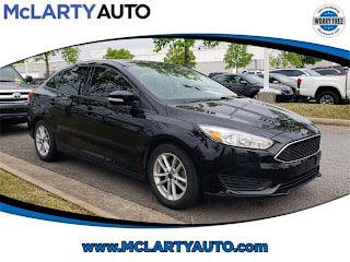 2017 Ford Focus SE 1FADP3F2XHL295826 2017 Ford Focus SE