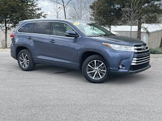 2017 Toyota Highlander XLE 5TDKZRFH5HS520008 2017 Toyota Highlander XLE