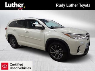 2018 Toyota Highlander XLE 5TDJZRFH0JS854044 2018 Toyota Highlander XLE