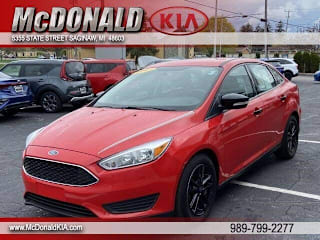 2017 Ford Focus SE 1FADP3F2XHL279061 2017 Ford Focus SE