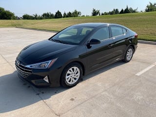 2019 Hyundai Elantra SE 5NPD74LF1KH477062 2019 Hyundai Elantra SE