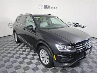 2018 Volkswagen Tiguan 3VV2B7AXXJM000630 2018 Volkswagen Tiguan