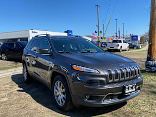 2018 Jeep Cherokee 1C4PJMDB8JD617400 2018 Jeep Cherokee