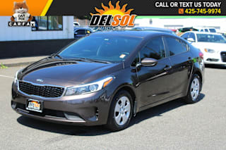2018 Kia Forte LX 3KPFK4A78JE187214 2018 Kia Forte LX