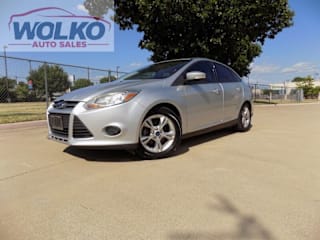 2014 Ford Focus 1FADP3F29EL117451 2014 Ford Focus